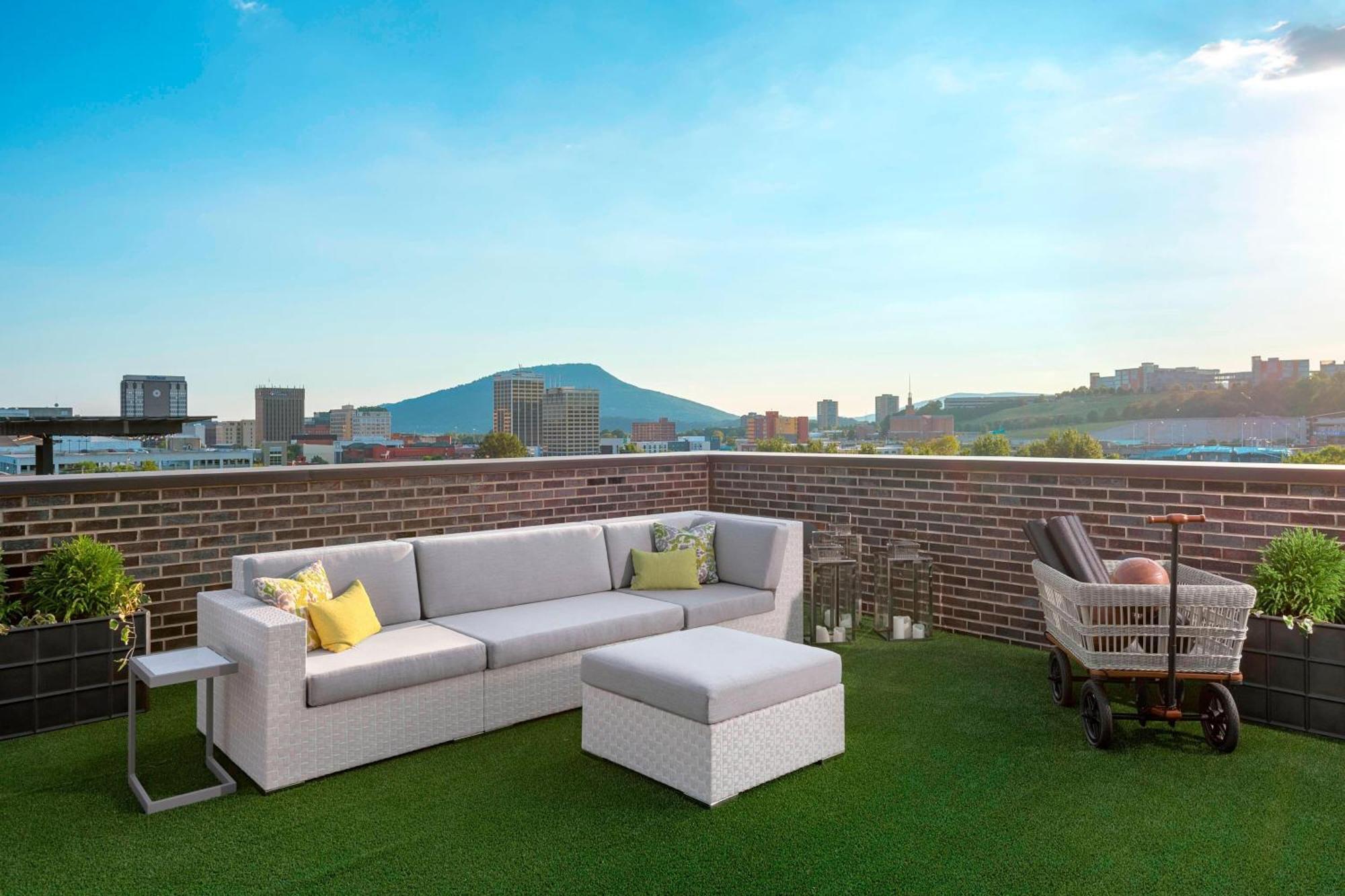 The Edwin Hotel, Autograph Collection Hotel 4*